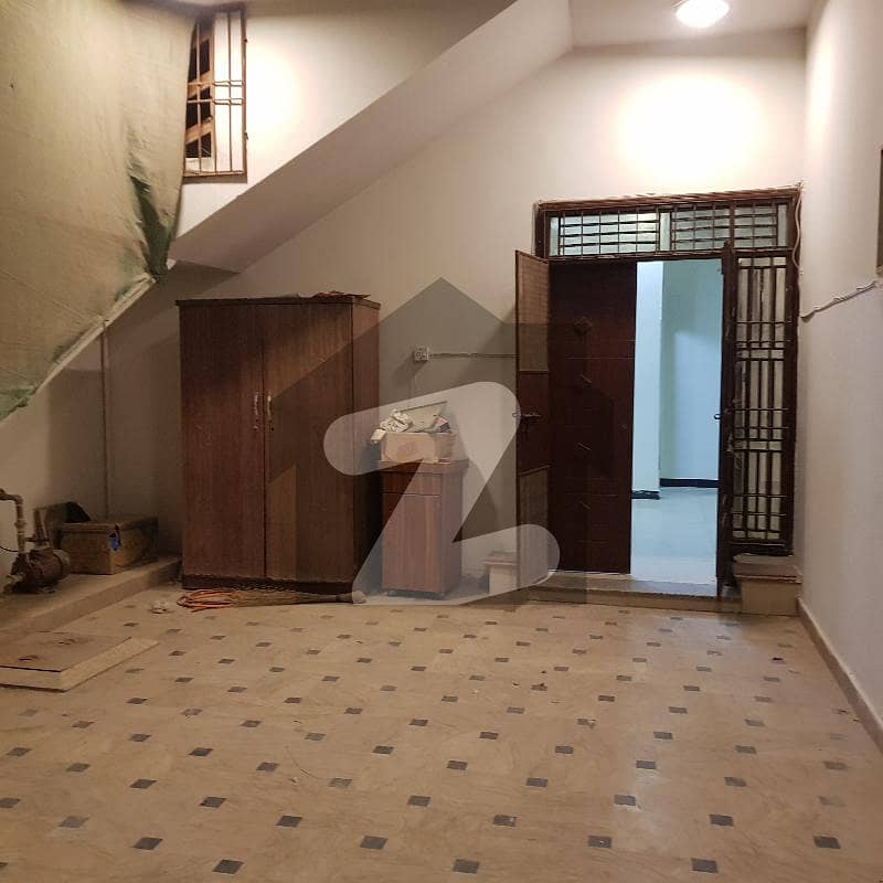 220sq Ground Floor Portion Available For Rent In Block 3a Gulistane