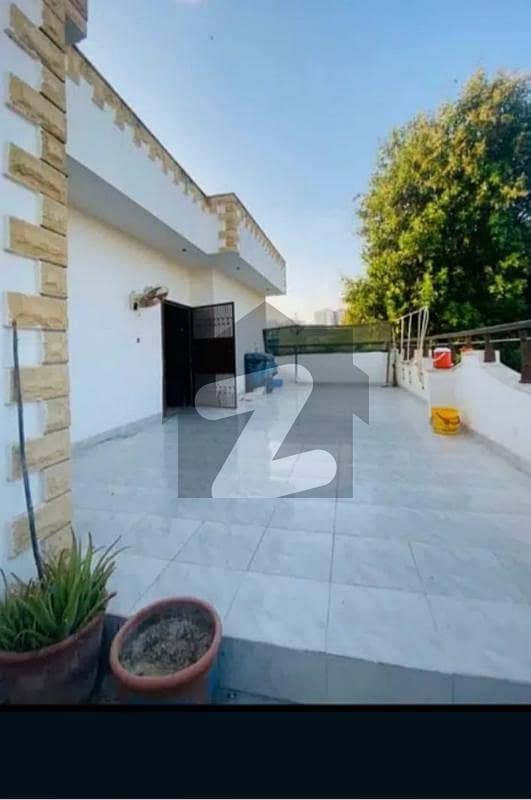 House Sized 2700 Square Feet Is Available For Sale In Pechs Block 6