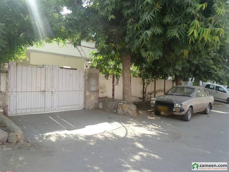 House With Garden Is Available For Sale GulshaneIqbal Block 5, GulshaneIqbal, Gulshane