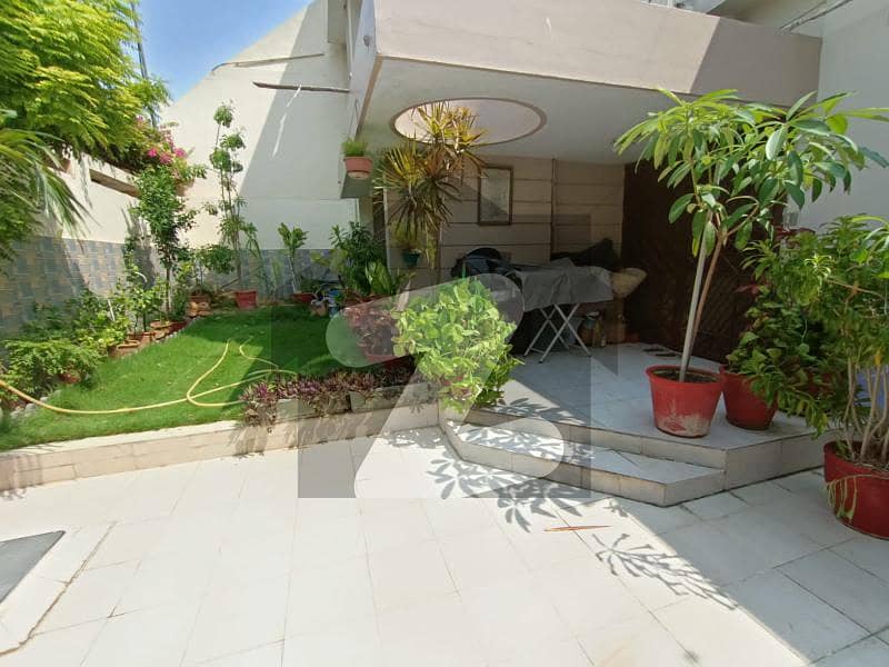 Kda Overseas One Unit Bungalow For Sale GulistaneJauhar Block 16