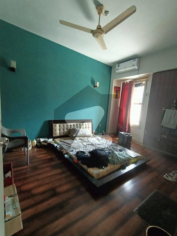 Kda Overseas One Unit Bungalow For Sale GulistaneJauhar Block 16