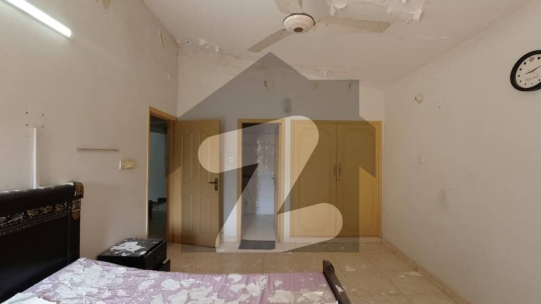 Buy A House Of 3600 Square Feet In Clifton Block 8 Clifton Block 8