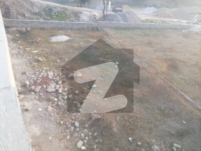 In Warsak Road You Can Find The Perfect Prime Location Commercial Plot