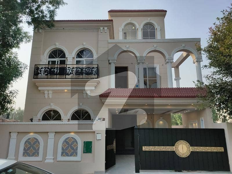 8 Marla Beautiful House for Sale at the best place in Murree Bahria