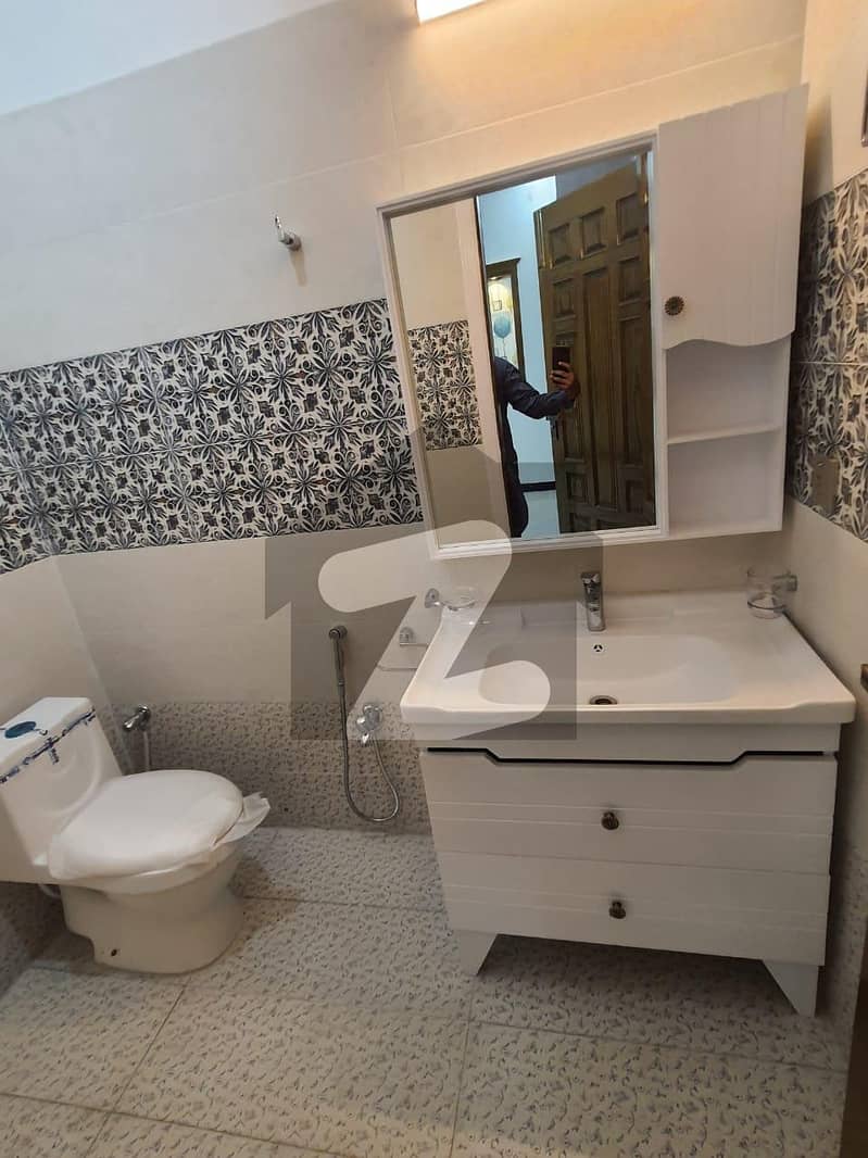 House Sized 1250 Square Feet Is Available For rent In G9 G9