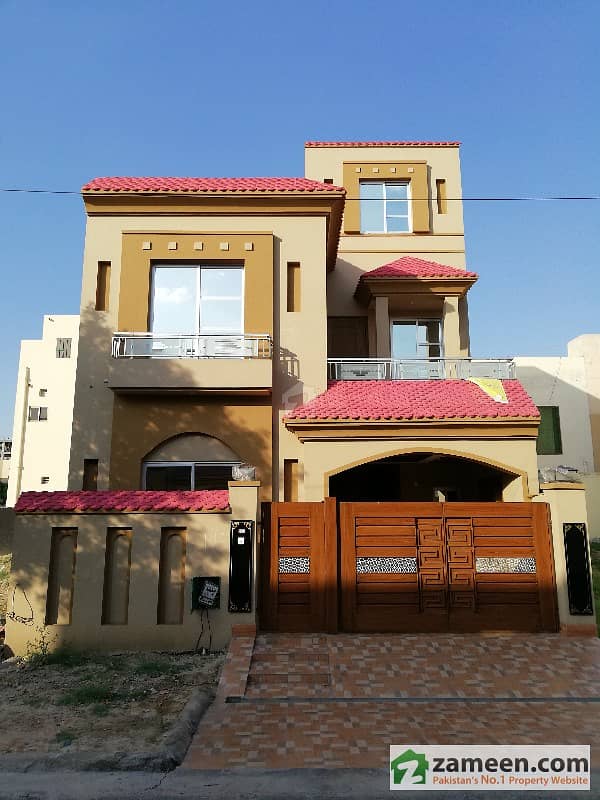 5 Marla Outstanding Brand New Double Storey House For Sale In AA Block