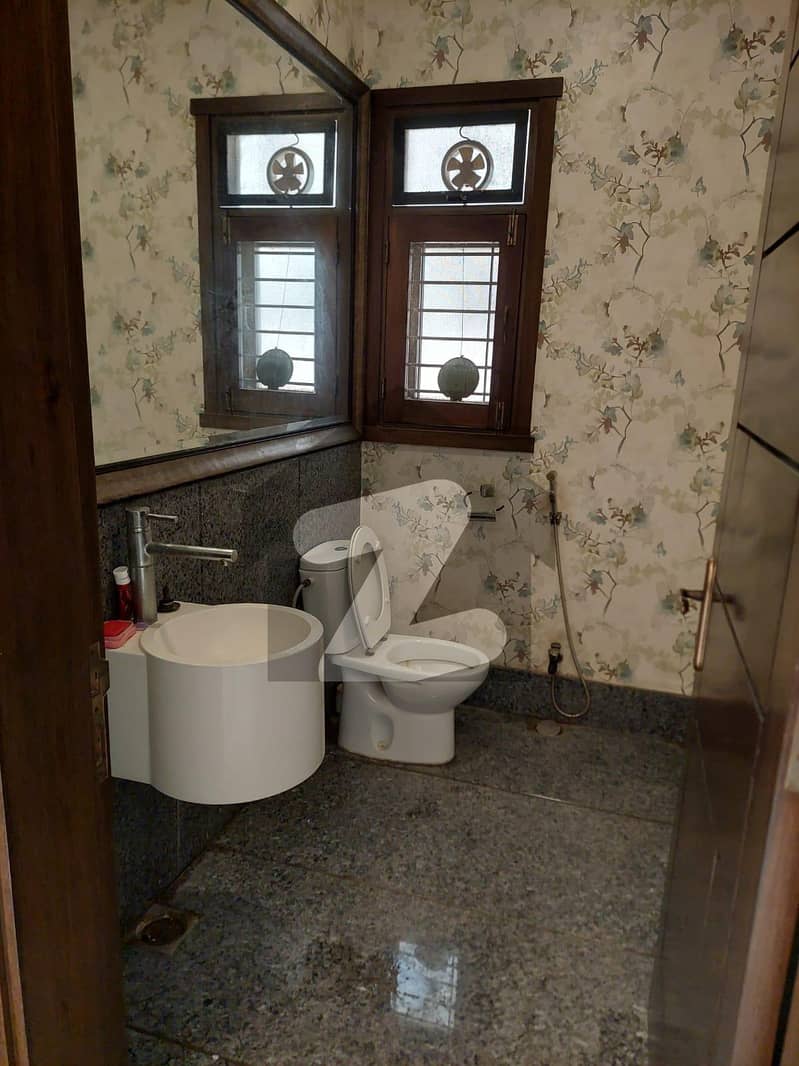 2000 Square Yards House For sale In Hill Park Hill Park Hill Park