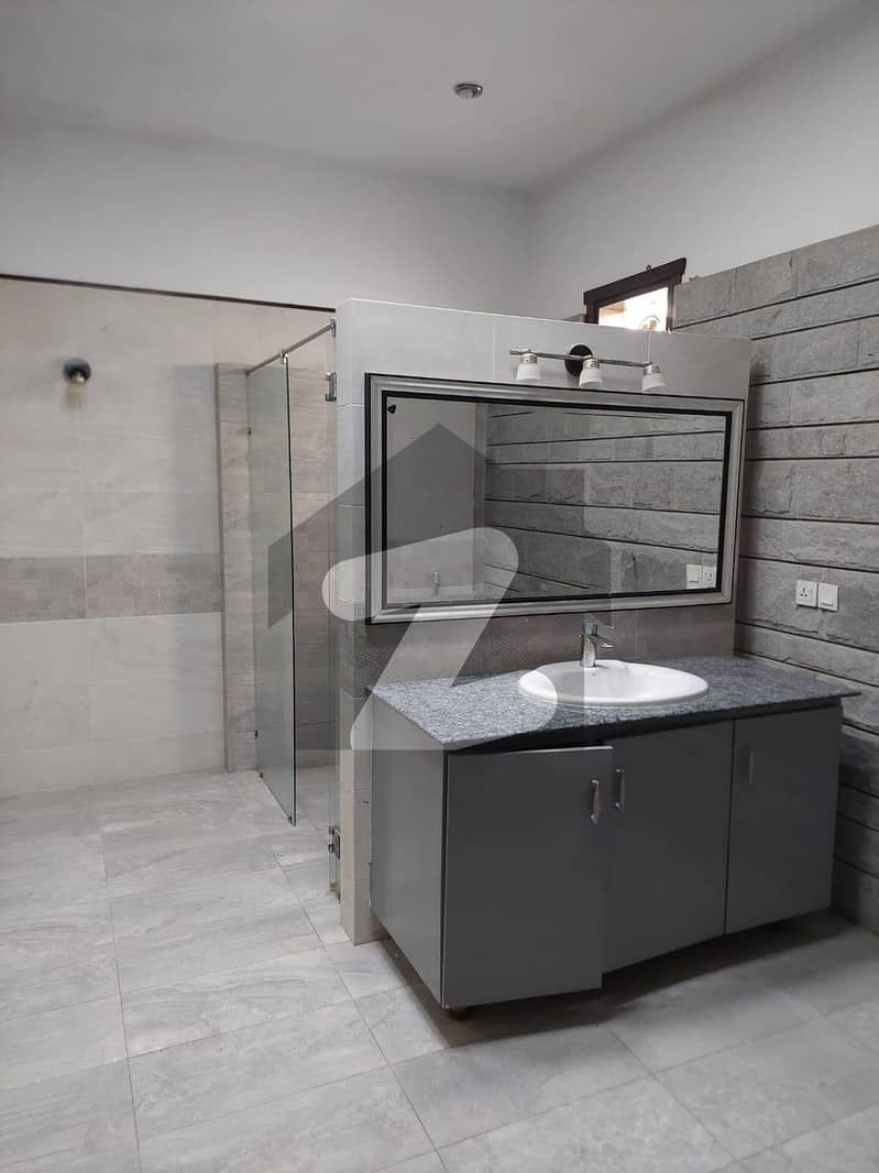 Good 2000 Square Yards House For sale In Hill Park Hill Park, Karachi