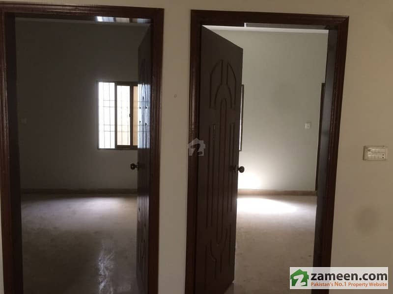 Al Hira Bungalows Corner Besides Rimjhim Tower Safora House For Sale
