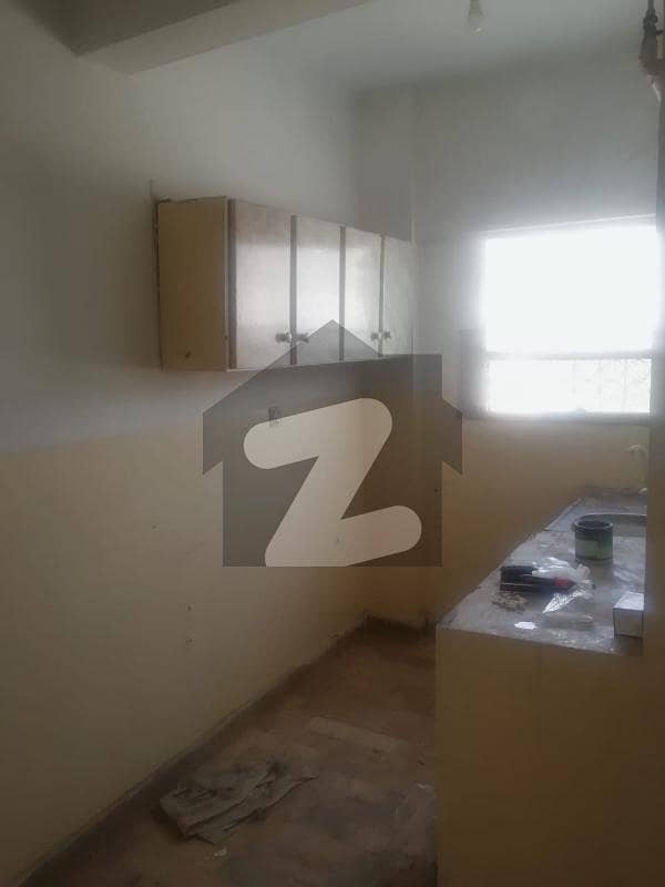 550 Sqft Flat In Supreme Castle Available For Sale In Gulistan E Johar