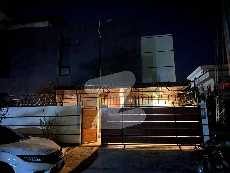 Elegant Residential House For Rent In E11 Islamabad E11/2, E11