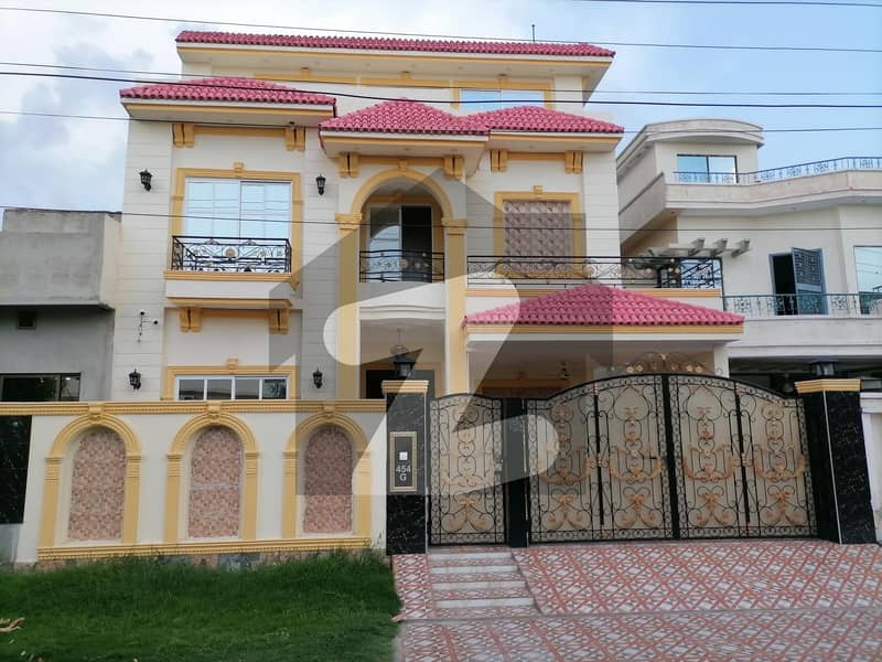 Ideally Located House For sale In Central Park Housing Scheme Available