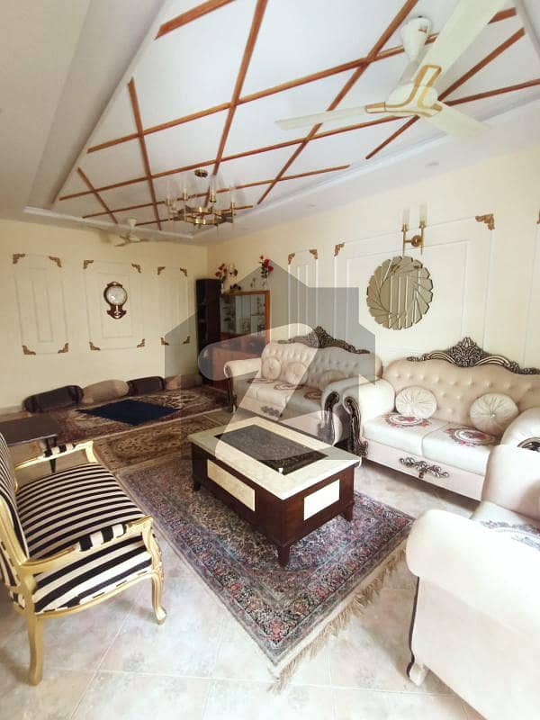 10 Marla Beautiful Renovated House For Sale In Sector B2 Township