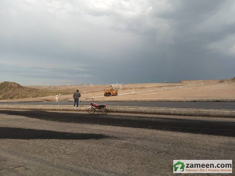 Blue Bell Boulevard 8 Marla 11 Paid Plot For Sale DHA Valley Bluebell