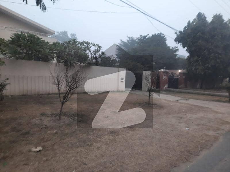 2 Kanal Old House In Main Aladdin Road Cantt, Lahore ID43278775