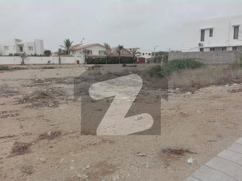 Peninsula 200 Yards Next To Corner Commercial Plot DHA Phase 8, DHA