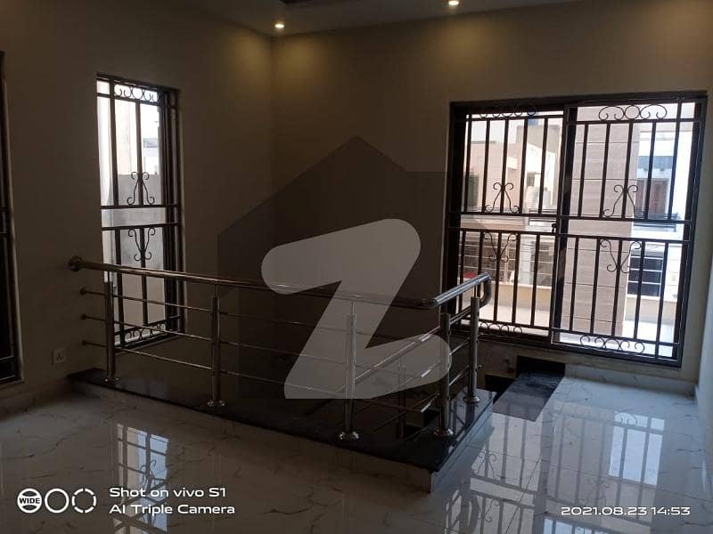 10 Marla Beautifully Designed Modern Upper Portion For Rent In Divine