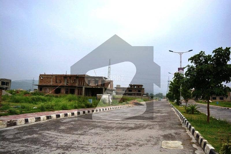 5 marla CORNER plot for sale Block EXECTIVE CBR town phase 1 ISLAMABAD