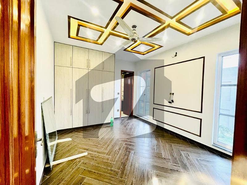 10 Marla House For Rent In Imperial 1 Block Paragon City Lahore Paragon