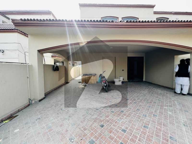 Paragon City 24 Marla Beautiful Spanish Bungalow For Sale Paragon City