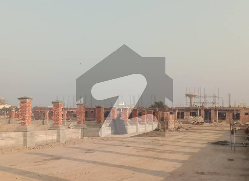 Want To Buy A Flat In Faisalabad? Green Orchard Apartments, Lower Canal
