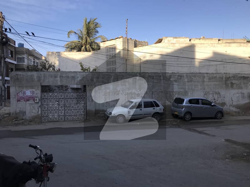 Demolish 375 SqYd House For Sale At PECHS Block 2 PECHS Block 2, PECHS, Jamshed Town, Karachi