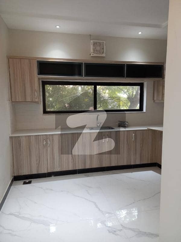 800 Square Feet Flat In Garden Town For Rent Garden Town, Lahore