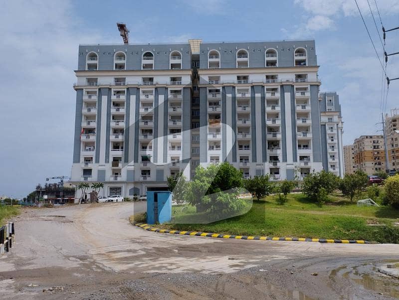 Brand New Three Bedroom flat for sale in El Cielo Tower near Giga Mall