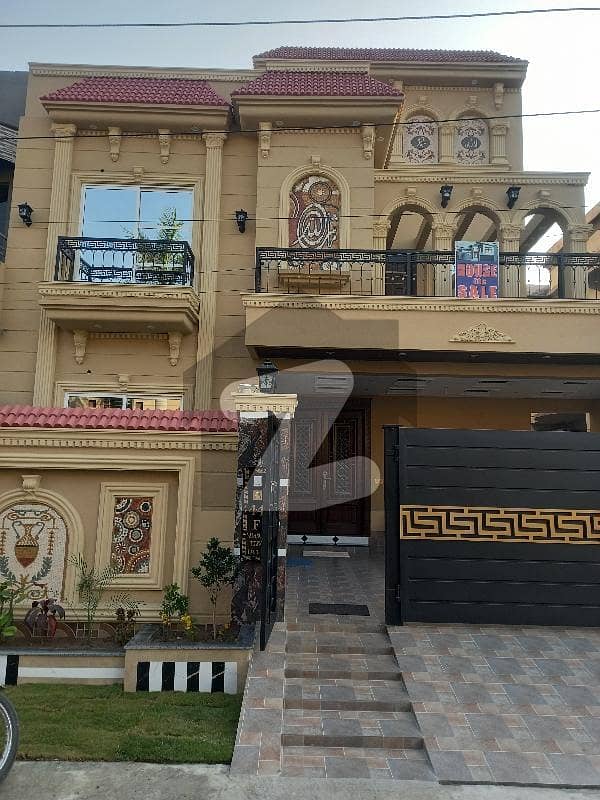 VALANCIA HOUSING SOCIETY LHR 10 MARLA NEWLY HOUSE FOR SALE Valencia