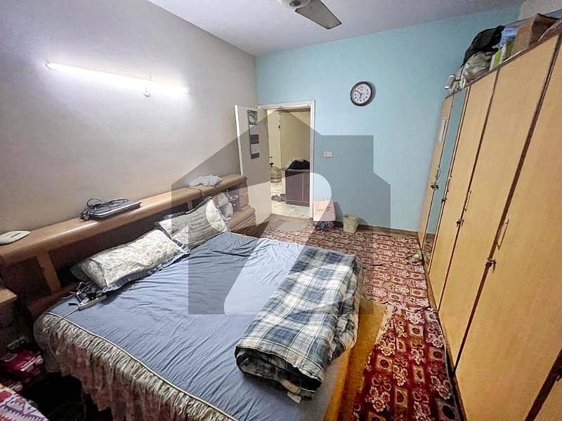 *APARTMENT AVAIL FOR SALE AT MAIN SHAHEED E MILLAT ROAD* Shaheed Millat