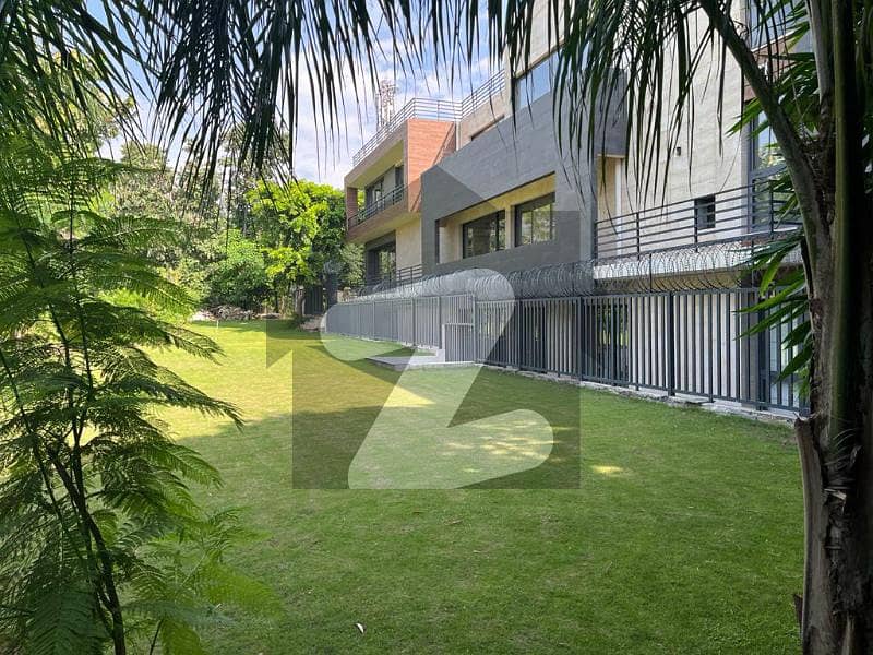 888 Sq Yd Brand New Triple Storey House With 2 Kanal Extra Land