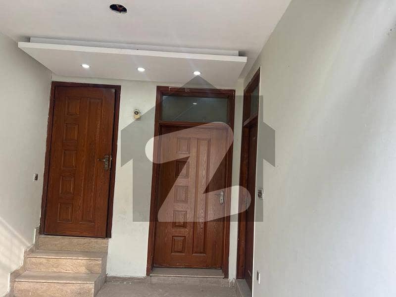 3 MARLA USED HOUSE FOR SALE AT RESONABLE PRICE Jubilee Town Block C