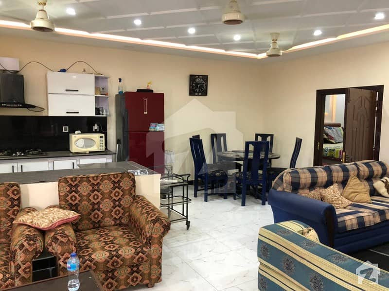 10 Marla Triple Storey House Professor Colony Street No. 1 Just In