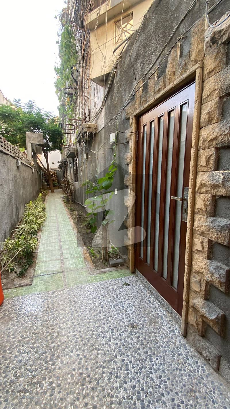 300 Sq Yard House For Rent Clifton Block 2, Clifton, Karachi