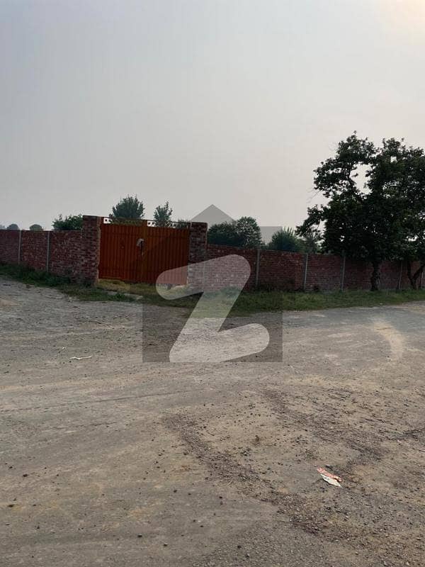 8 Kanal Corner Boundary Wall Farmhouse Land In Bedian Gaited Farmhouse