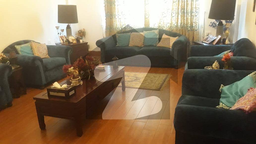 Clifton Garden 1. First Floor 4 Beds Apartment Clifton Block 3