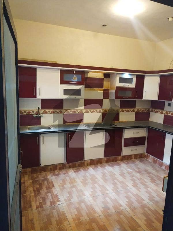 House In GulshaneIqbal Block 13/D2 Sized 240 Square Yards Is