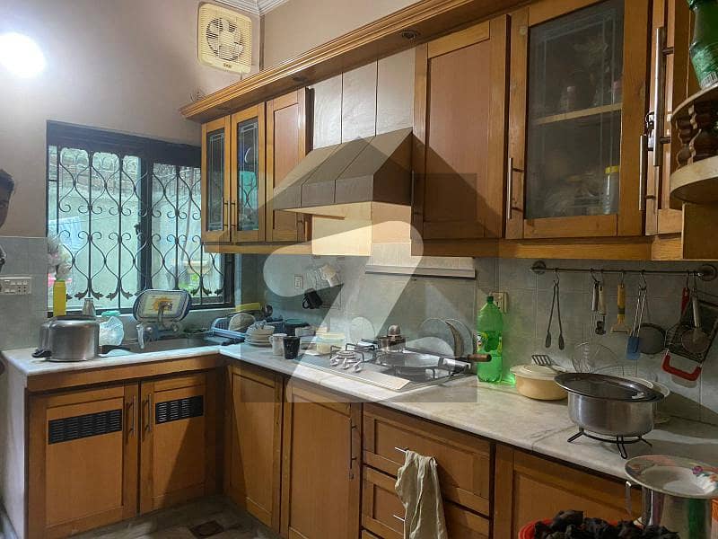 Owner Built 5 Marla House For Sale In J2 Block Johar Town, Lahore