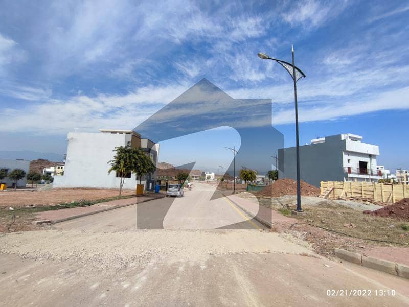 5 Marla Walking Distance From Park & Mosque Solid Land Plot Bahria