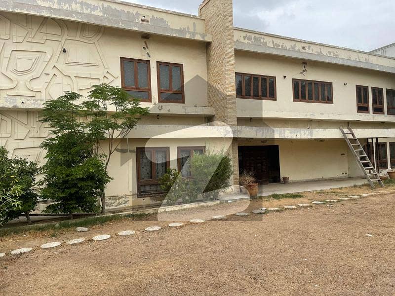 2000 Sq Yards Bungalow Available For Rent At The Prime Location Of