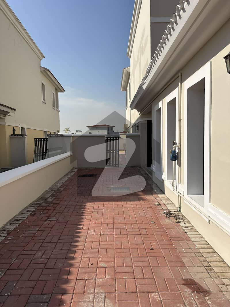 Emaar Canyon Views Alma 3 Bedroom Semi Furnished For Rent Emaar Canyon