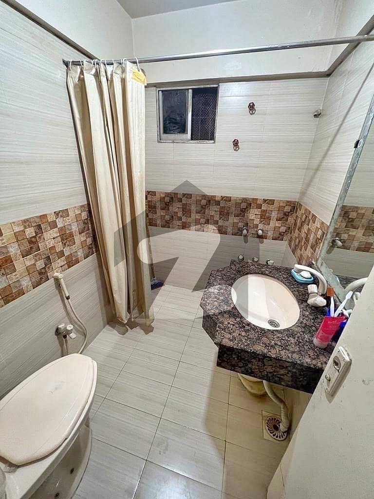 Well Maintained 2 Bed Dd Apartment For Sale At Shaeed E Millat Road