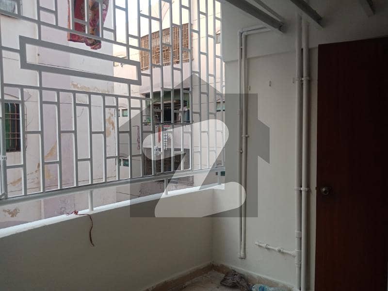 Safari Omega Block 13 Fully Renovated Flat Gulistan E Jauhar Gulistane