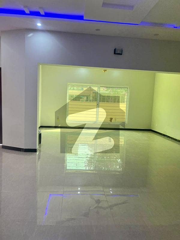 11 Marla House available for sale in Bahria Enclave, Sector A Bahria