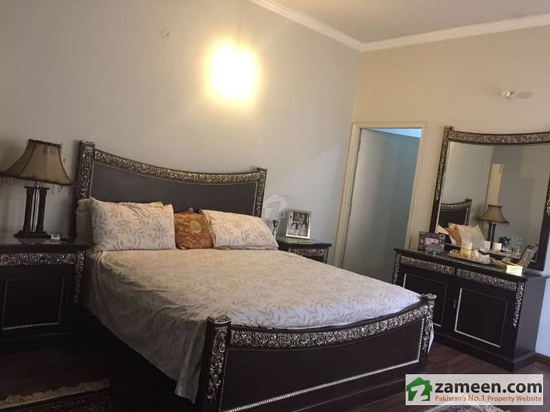 Room For Rent In Garden Town Ali Block Ashiyana Girls Hostel Garden