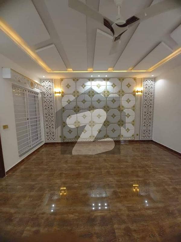 01 Kanal House for Sale in Valencia Town Lahore Valencia Housing