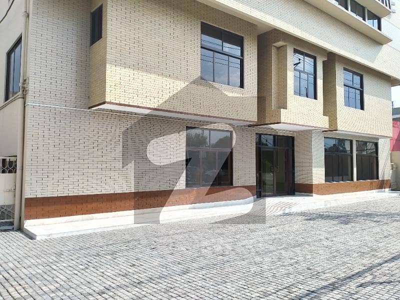 4 KANAL COMMERCIAL HOUSE FOR RENT MAIN BOULEVARD GULBERG III LAHORE