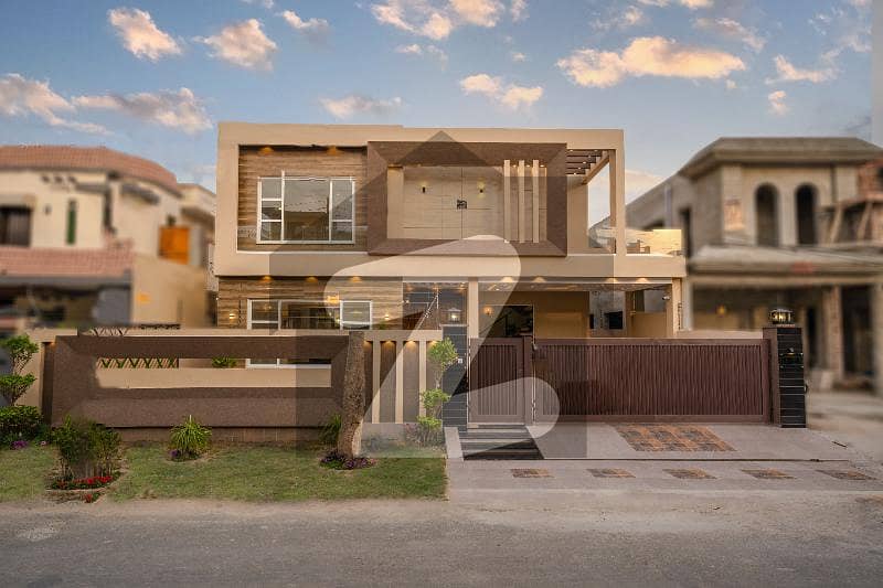 1 Kanal Most Beautiful Design Bungalow For Sale At Prime Location Of