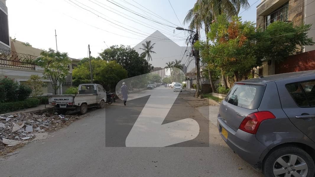 4 Bedrooms Apartment Available For Sale In Clifton Block 8 Karachi