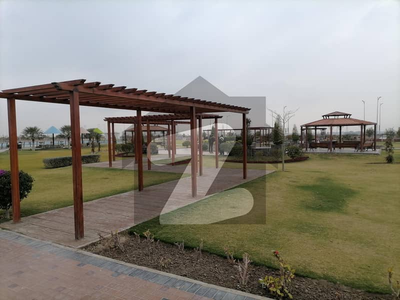 Spacious 200 Kanal Agricultural Land Available For sale In Airport Road